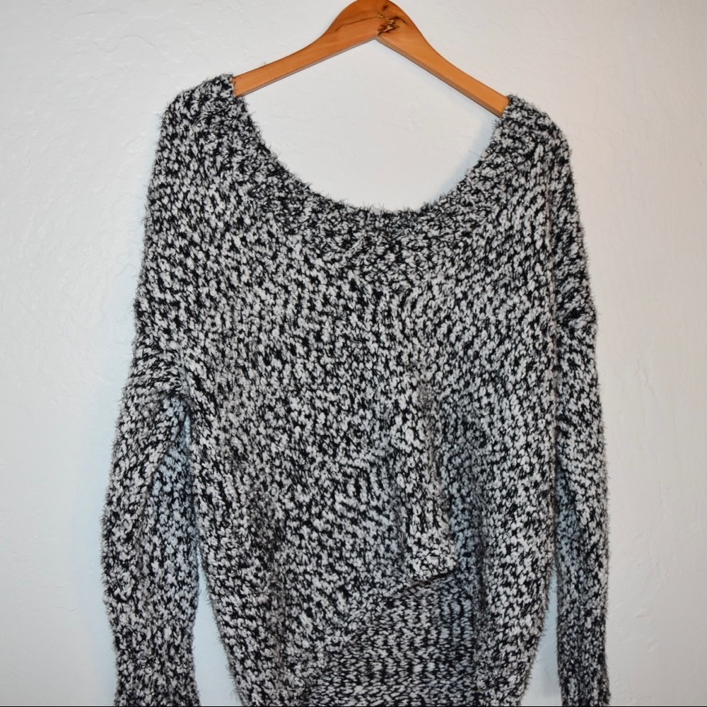 YesLola Black & White Knitted Sweater